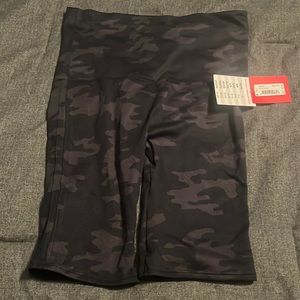 Spanx bike shorts size small